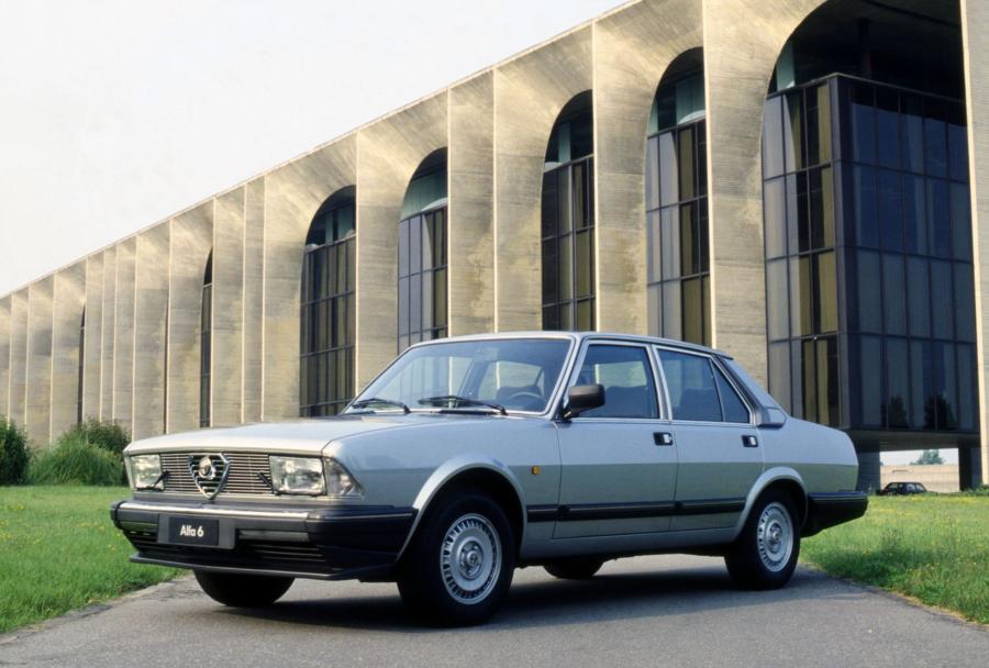  Alfa Romeo Alfa 6 (119) 1983 года  (фото 1 из 17)